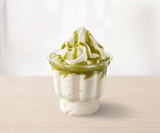 Lody o smaku waniliowym<br /> z polewą pistacjową
