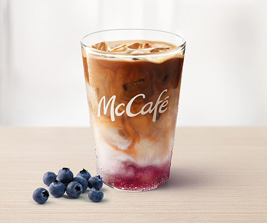 Jagodowa Iced Latte